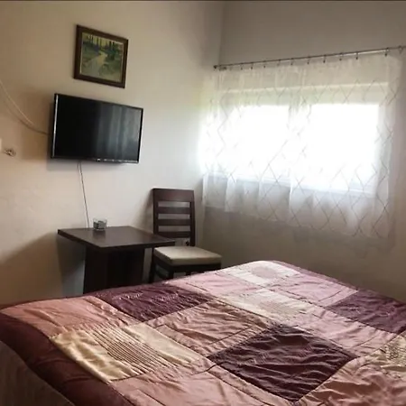 Apartment Lesna Ostoja *